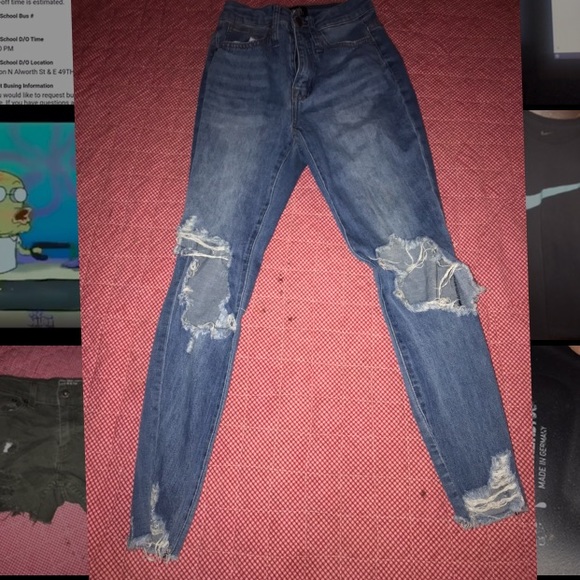 Jeans - Picture 1 of 1